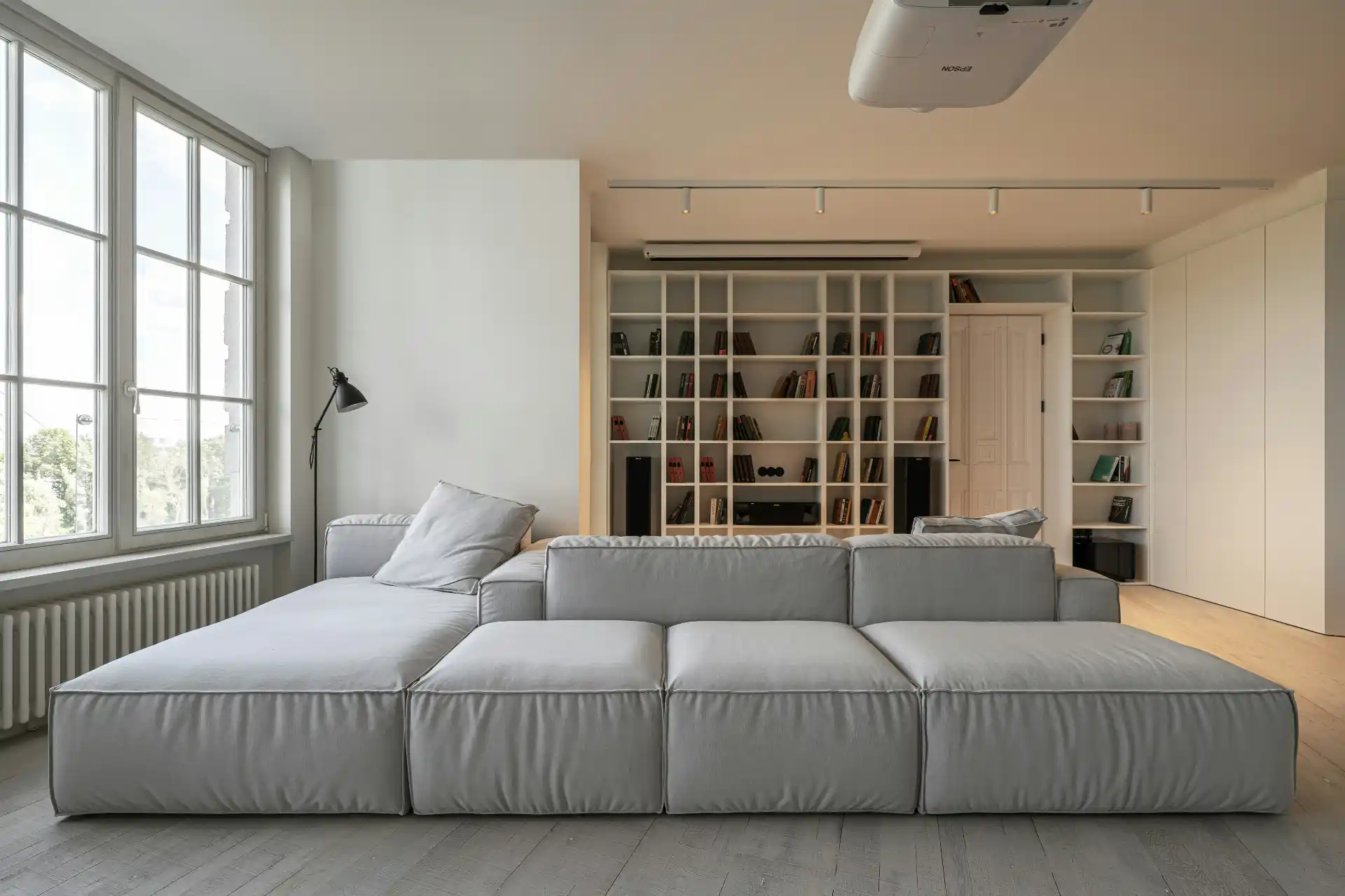 how to arrange living room furniture